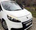 Белый Рено Megane Scenic, объемом двигателя 1.5 л и пробегом 232 тыс. км за 7300 $, фото 12 на Automoto.ua