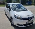 Белый Рено Megane Scenic, объемом двигателя 1.5 л и пробегом 310 тыс. км за 9500 $, фото 1 на Automoto.ua