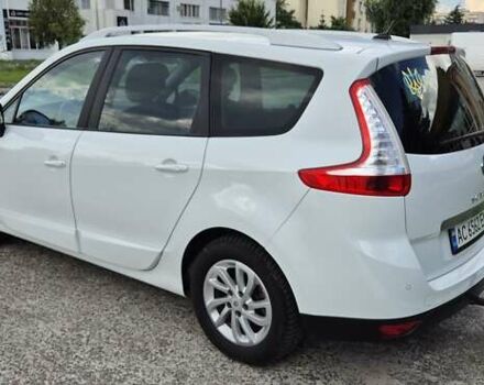 Белый Рено Megane Scenic, объемом двигателя 1.5 л и пробегом 163 тыс. км за 11500 $, фото 3 на Automoto.ua