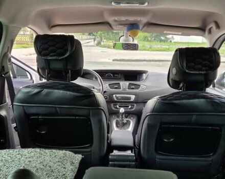 Белый Рено Megane Scenic, объемом двигателя 1.5 л и пробегом 163 тыс. км за 11500 $, фото 15 на Automoto.ua