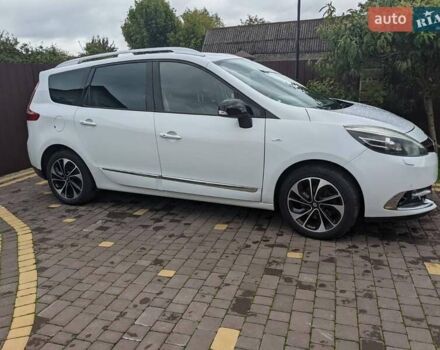 Белый Рено Megane Scenic, объемом двигателя 1.6 л и пробегом 210 тыс. км за 11200 $, фото 3 на Automoto.ua