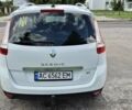 Белый Рено Megane Scenic, объемом двигателя 1.5 л и пробегом 163 тыс. км за 11500 $, фото 4 на Automoto.ua