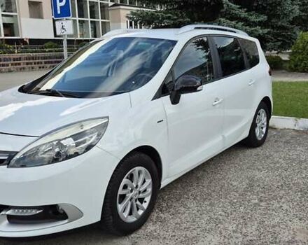 Белый Рено Megane Scenic, объемом двигателя 1.5 л и пробегом 163 тыс. км за 11500 $, фото 1 на Automoto.ua