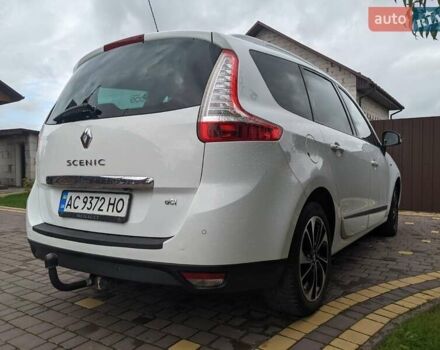 Белый Рено Megane Scenic, объемом двигателя 1.6 л и пробегом 210 тыс. км за 11200 $, фото 5 на Automoto.ua