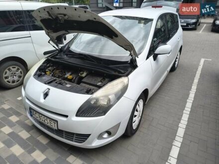 Рено Megane Scenic 2010 в Ковель на Automoto.ua Белый Рено Megane Scenic, объемом двигателя 1.5 л и пробегом 294 тыс. км за 7800 $, фото 1 на Automoto.ua