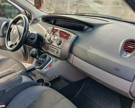 Бежевий Рено Megane Scenic, об'ємом двигуна 2 л та пробігом 230 тис. км за 4000 $, фото 4 на Automoto.ua
