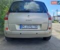Бежевый Рено Megane Scenic, объемом двигателя 1.6 л и пробегом 207 тыс. км за 5400 $, фото 1 на Automoto.ua