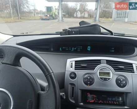 Бежевый Рено Megane Scenic, объемом двигателя 1.6 л и пробегом 306 тыс. км за 5300 $, фото 5 на Automoto.ua