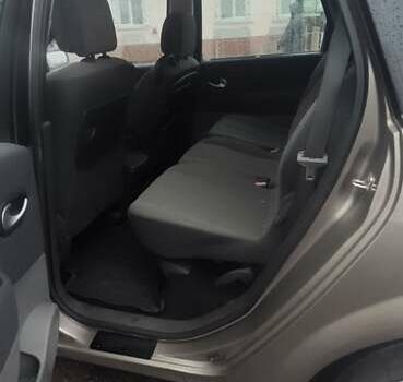 Бежевый Рено Megane Scenic, объемом двигателя 1.5 л и пробегом 264 тыс. км за 6500 $, фото 6 на Automoto.ua