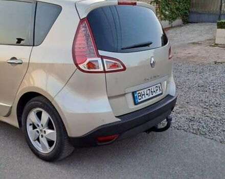 Бежевый Рено Megane Scenic, объемом двигателя 1.5 л и пробегом 230 тыс. км за 7599 $, фото 3 на Automoto.ua