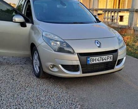 Бежевый Рено Megane Scenic, объемом двигателя 1.5 л и пробегом 230 тыс. км за 7599 $, фото 19 на Automoto.ua