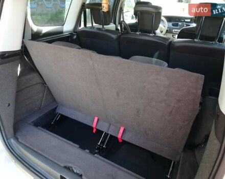 Бежевий Рено Megane Scenic, об'ємом двигуна 1.5 л та пробігом 259 тис. км за 8900 $, фото 23 на Automoto.ua