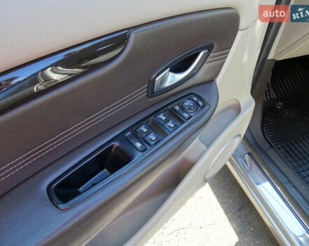 Бежевий Рено Megane Scenic, об'ємом двигуна 1.5 л та пробігом 259 тис. км за 8900 $, фото 17 на Automoto.ua