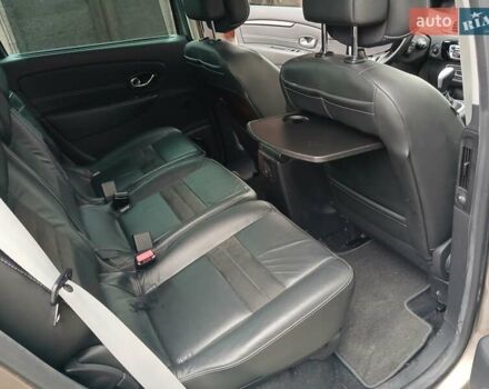 Бежевый Рено Megane Scenic, объемом двигателя 1.5 л и пробегом 149 тыс. км за 10500 $, фото 29 на Automoto.ua