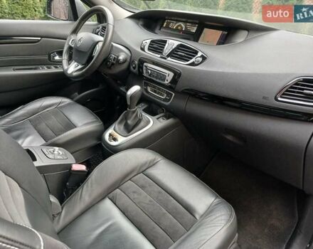 Бежевый Рено Megane Scenic, объемом двигателя 1.5 л и пробегом 149 тыс. км за 10500 $, фото 31 на Automoto.ua