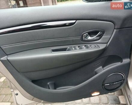 Бежевый Рено Megane Scenic, объемом двигателя 1.5 л и пробегом 149 тыс. км за 10500 $, фото 22 на Automoto.ua