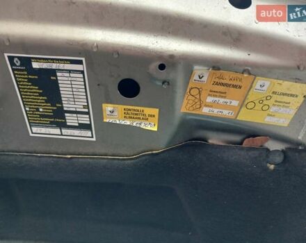 Бежевый Рено Megane Scenic, объемом двигателя 1.5 л и пробегом 149 тыс. км за 10500 $, фото 41 на Automoto.ua