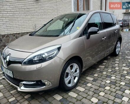 Бежевый Рено Megane Scenic, объемом двигателя 1.5 л и пробегом 149 тыс. км за 10500 $, фото 4 на Automoto.ua