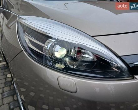 Бежевый Рено Megane Scenic, объемом двигателя 1.5 л и пробегом 149 тыс. км за 10500 $, фото 18 на Automoto.ua