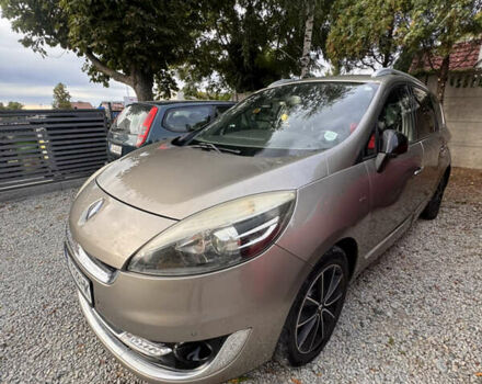 Бежевий Рено Megane Scenic, об'ємом двигуна 1.5 л та пробігом 250 тис. км за 7300 $, фото 1 на Automoto.ua
