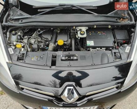 Черный Рено Megane Scenic, объемом двигателя 1.46 л и пробегом 207 тыс. км за 12500 $, фото 9 на Automoto.ua