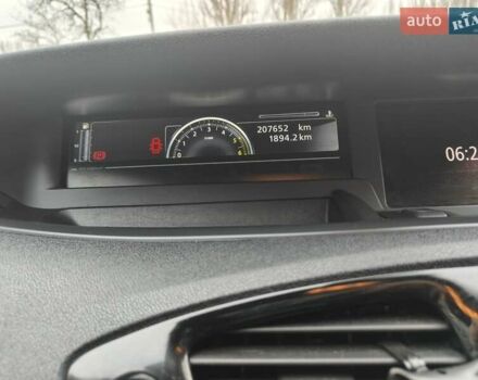 Черный Рено Megane Scenic, объемом двигателя 1.46 л и пробегом 207 тыс. км за 12500 $, фото 18 на Automoto.ua