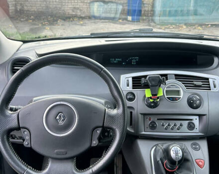 Чорний Рено Megane Scenic, об'ємом двигуна 1.6 л та пробігом 265 тис. км за 5500 $, фото 6 на Automoto.ua