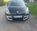 Черный Рено Megane Scenic, объемом двигателя 1.4 л и пробегом 210 тыс. км за 8000 $, фото 5 на Automoto.ua
