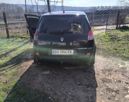 Черный Рено Megane Scenic, объемом двигателя 1.6 л и пробегом 330 тыс. км за 4200 $, фото 2 на Automoto.ua