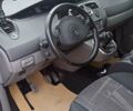 Черный Рено Megane Scenic, объемом двигателя 1.6 л и пробегом 250 тыс. км за 5000 $, фото 6 на Automoto.ua