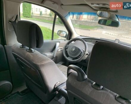 Черный Рено Megane Scenic, объемом двигателя 1.9 л и пробегом 260 тыс. км за 4500 $, фото 42 на Automoto.ua