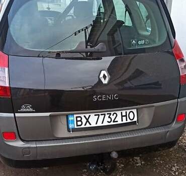 Черный Рено Megane Scenic, объемом двигателя 1.6 л и пробегом 250 тыс. км за 5000 $, фото 5 на Automoto.ua