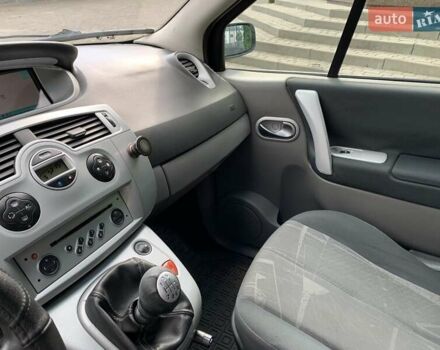 Черный Рено Megane Scenic, объемом двигателя 1.9 л и пробегом 260 тыс. км за 4500 $, фото 31 на Automoto.ua