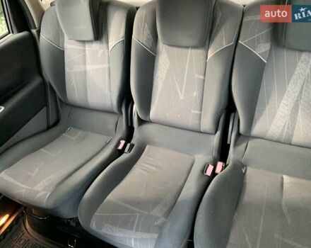 Черный Рено Megane Scenic, объемом двигателя 1.9 л и пробегом 260 тыс. км за 4500 $, фото 33 на Automoto.ua