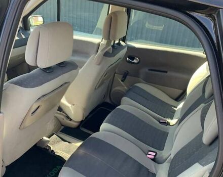 Черный Рено Megane Scenic, объемом двигателя 1.6 л и пробегом 214 тыс. км за 4500 $, фото 10 на Automoto.ua