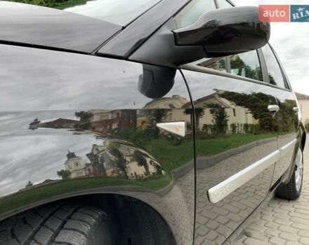 Черный Рено Megane Scenic, объемом двигателя 1.9 л и пробегом 260 тыс. км за 4500 $, фото 24 на Automoto.ua