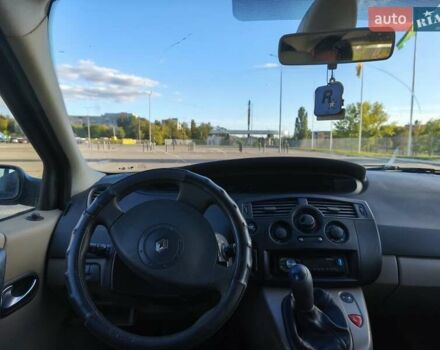 Черный Рено Megane Scenic, объемом двигателя 1.6 л и пробегом 130 тыс. км за 4800 $, фото 10 на Automoto.ua