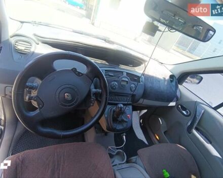 Черный Рено Megane Scenic, объемом двигателя 1.6 л и пробегом 325 тыс. км за 4500 $, фото 6 на Automoto.ua