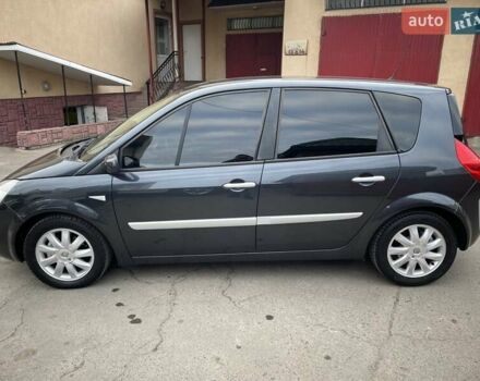 Черный Рено Megane Scenic, объемом двигателя 1.6 л и пробегом 237 тыс. км за 5700 $, фото 2 на Automoto.ua