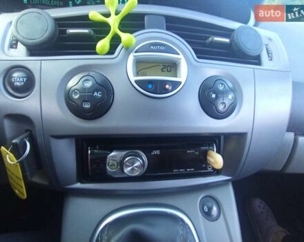 Черный Рено Megane Scenic, объемом двигателя 1.6 л и пробегом 336 тыс. км за 6500 $, фото 38 на Automoto.ua