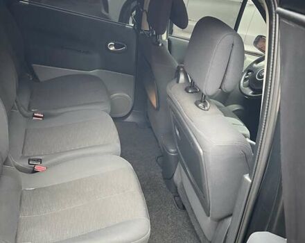 Черный Рено Megane Scenic, объемом двигателя 1.6 л и пробегом 237 тыс. км за 5700 $, фото 7 на Automoto.ua