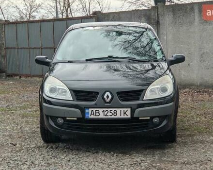 Черный Рено Megane Scenic, объемом двигателя 2 л и пробегом 194 тыс. км за 5200 $, фото 6 на Automoto.ua
