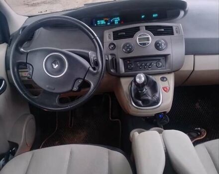 Черный Рено Megane Scenic, объемом двигателя 1.9 л и пробегом 255 тыс. км за 5500 $, фото 2 на Automoto.ua