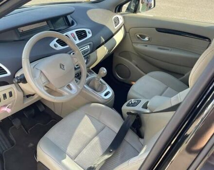 Черный Рено Megane Scenic, объемом двигателя 1.4 л и пробегом 188 тыс. км за 5900 $, фото 15 на Automoto.ua
