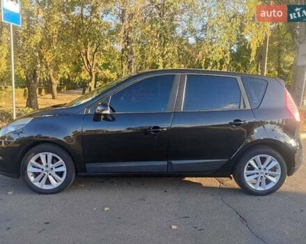 Черный Рено Megane Scenic, объемом двигателя 1.5 л и пробегом 240 тыс. км за 8600 $, фото 2 на Automoto.ua