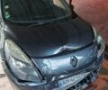 Черный Рено Megane Scenic, объемом двигателя 1.9 л и пробегом 247 тыс. км за 3200 $, фото 2 на Automoto.ua