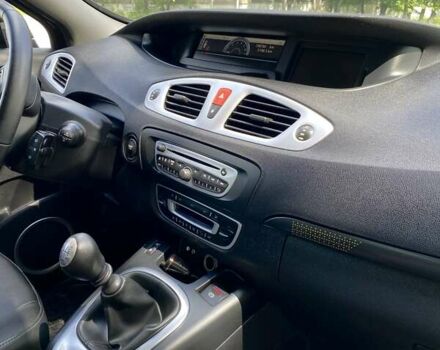 Черный Рено Megane Scenic, объемом двигателя 1.4 л и пробегом 198 тыс. км за 7050 $, фото 55 на Automoto.ua