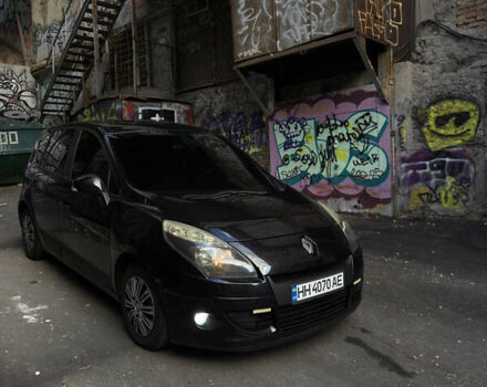 Рено Megane Scenic 2010 в Одессе на Automoto.ua Черный Рено Megane Scenic, объемом двигателя 1.46 л и пробегом 245 тыс. км за 7900 $, фото 19 на Automoto.ua