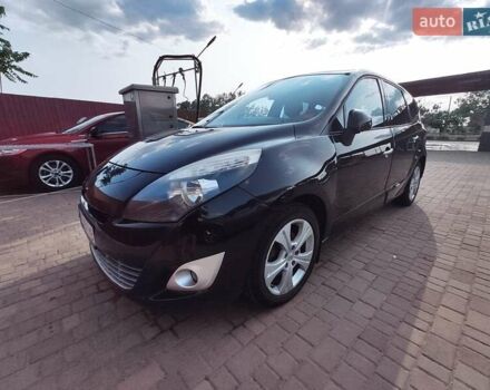Черный Рено Megane Scenic, объемом двигателя 1.4 л и пробегом 188 тыс. км за 7500 $, фото 7 на Automoto.ua