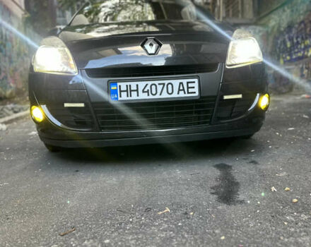 Рено Megane Scenic 2010 в Одессе на Automoto.ua Черный Рено Megane Scenic, объемом двигателя 1.46 л и пробегом 245 тыс. км за 7900 $, фото 6 на Automoto.ua